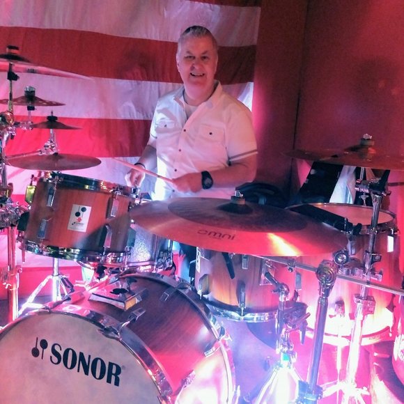 Meet your Posher, Fred - Picture 6 of 13